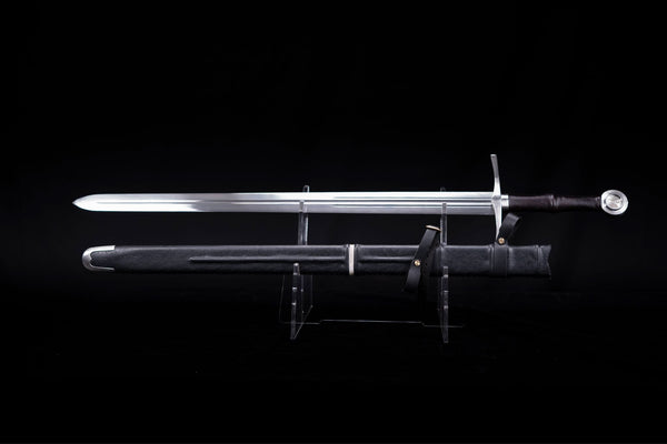 Espada Larga Colmillo Sombrío